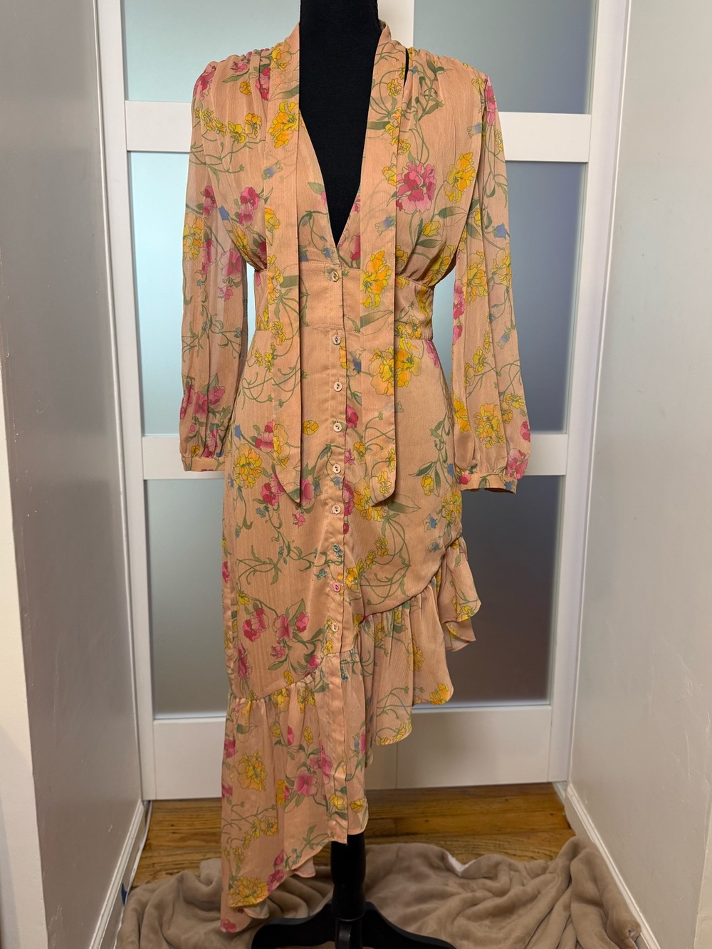 Song of Style, Revolve, Asymmetrical Floral Midi Dress, size Small.